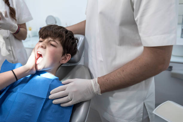 Best Emergency Dental Care for Broken or Chipped Teeth in Oolitic, IN